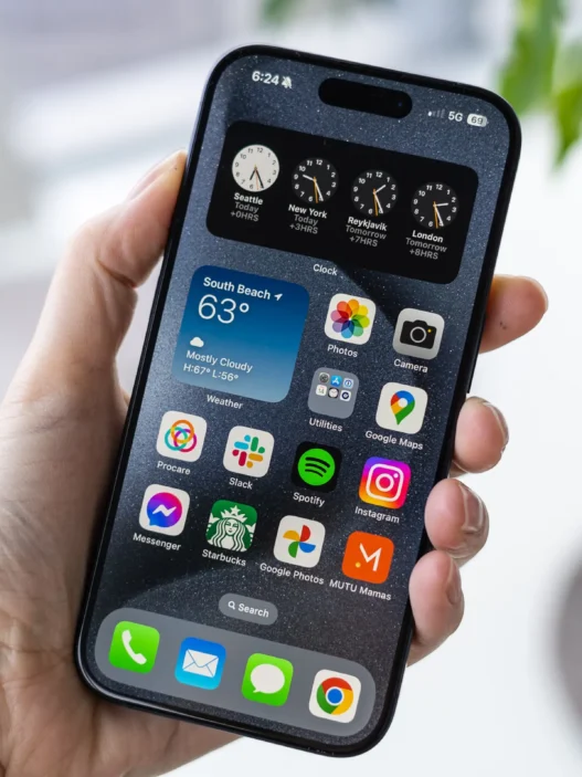 236792_iPhone_15_Pro_and_15_Pro_Max_product_photos_AJohnson_0005