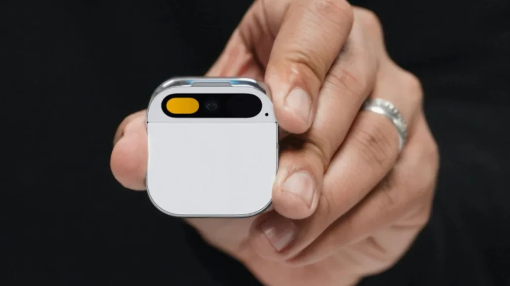 Revolutionizing Wearable Tech: Humane AI Pin Set to Redefine AI-Powered Wearables Humane AI Pin Set to Redefine AI-Powered Wearables