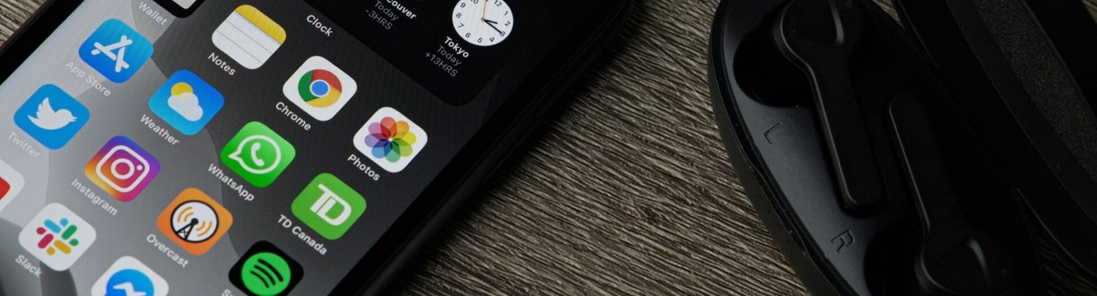 Simple Ways to Free Up Space on Your Phone