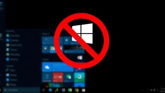 Why You Should Avoid the Default Windows Program Microsoft Recommends