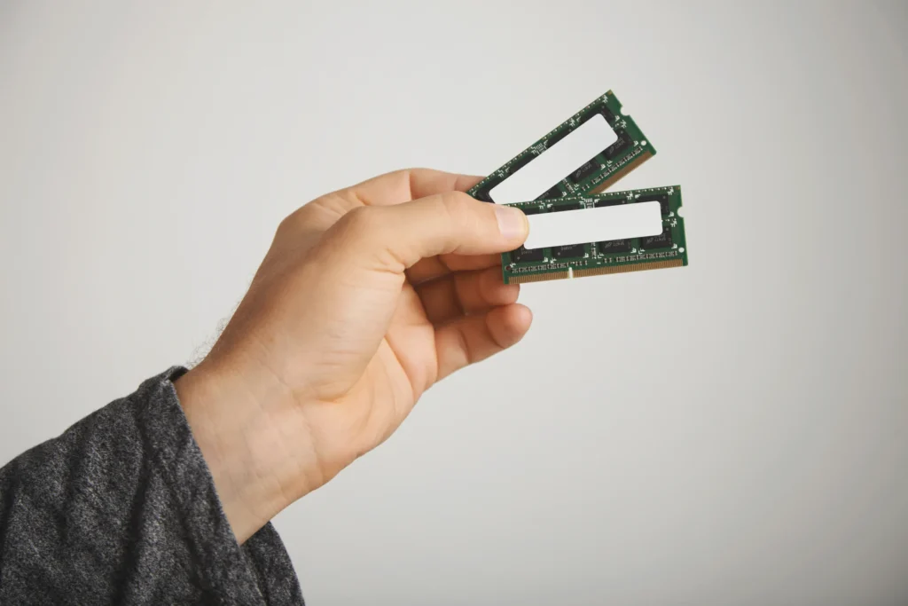 How Long Does an SSD Last? Warning Signs Your Drive Is Wearing Out SSD Lifespan